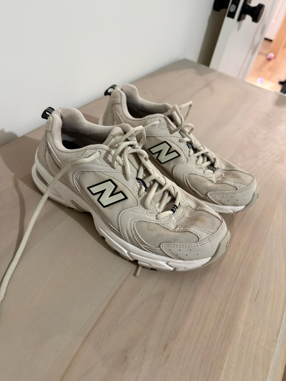 New Balance Cream Off-White Lace-Up Sneakers with 'N' Logo